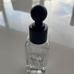 Glass serum bottle with dropper